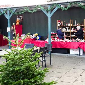 Julemarked i gården på Drejervej