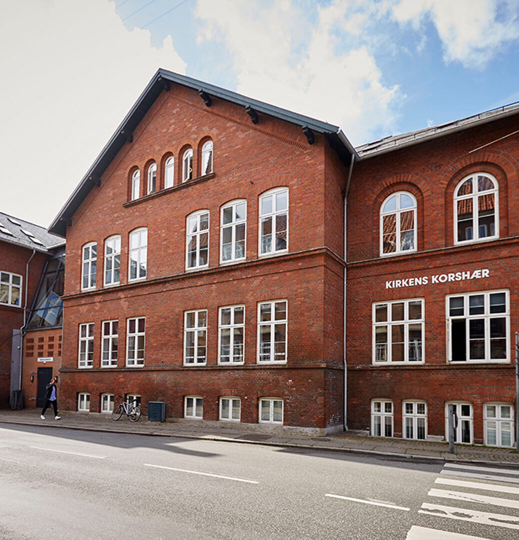 Ungetilbuddet-Haldor-Huset_facade-aspect-ratio-250-260